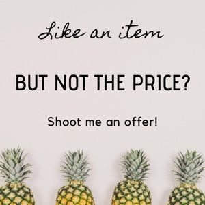 Like this post to bookmark my closet! 🥰